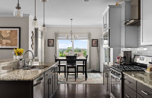 Verona Casa | Hillside Harbor Retreat in Hawks Woods Estates - by University Ridge & Epic