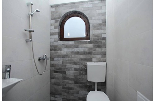 Dolna Matka Apartamento | Hillside Haven- Kulla East