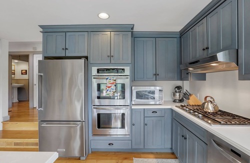 Logan Casa | Hillside haven on expansive grounds, heated pool, firepit, bocce court and more!