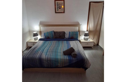 Skopje Region Apartamento | Hillside Haven - Riverview East