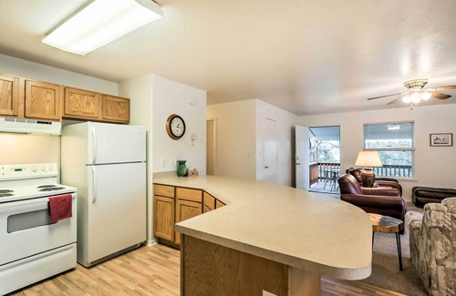Ruidoso Cabaña | Hillside Haven w/ Deck < 2 Miles to Dwtn Ruidoso!