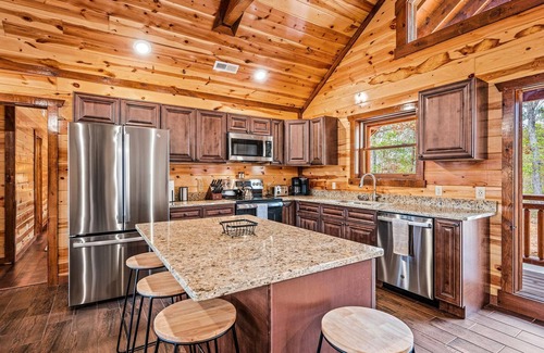 Caton Apartamento | Hillside Hideaway in Sevierville