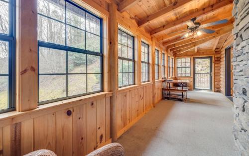 Pittman Center Villa | Hillside Hideout