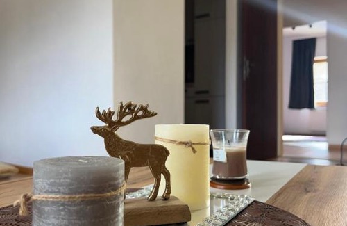 Tamsweg Apartamento | HILLSIDE HOME in the heart of Tamsweg, perfect retreat for a cozy stay in the Valley