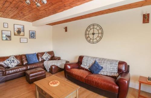 Tirabad Casa | Hillside Lodge