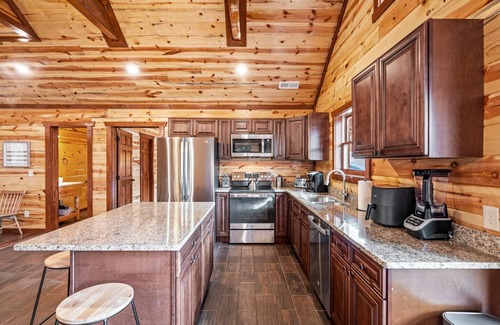 Caton Apartamento | Hillside Retreat in Sevierville