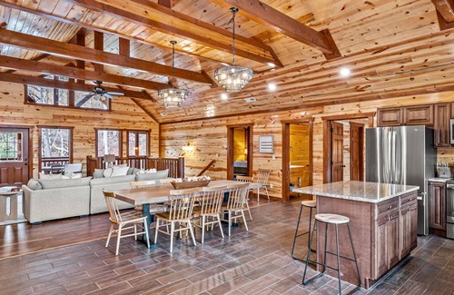 Caton Apartamento | Hillside Retreat in Sevierville