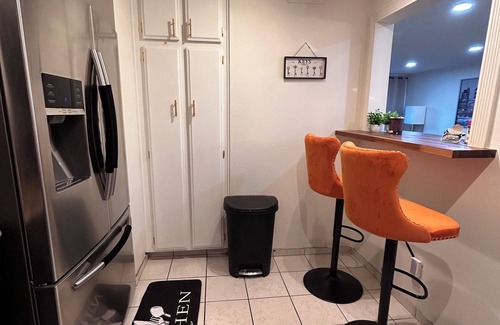 Monterey Hills Condominio | Hillside + View+ First Level + Pool + Remodeled! Close to USC Keck & Attractions