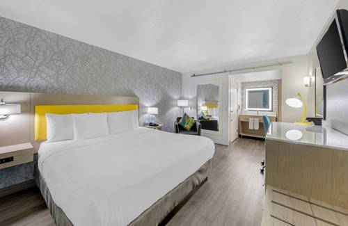 Tulare Hotel | Hillstone Inn Tulare, Ascend Hotel Collection