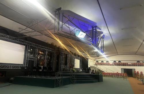 Mkhuhlu Apartamento | Hilltop Assembly Conference Center