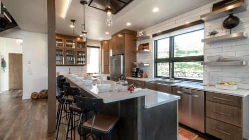 Steamboat Springs Casa | Hilltop Chateau
