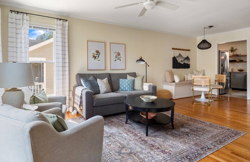 Northwest Raleigh Casa | Hilltop cottage - Midtown Raleigh - pet friendly
