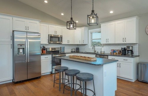 Weaverville Casa | Hilltop Haven - Game room - Fireplace - 15 To Downtown Asheville