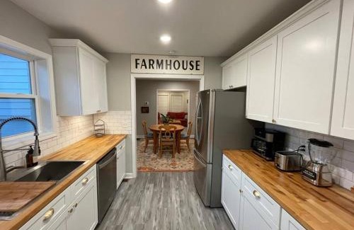 McCaysville Casa | Hilltop Haven w/Creek&Waterfall Dntwn McCaysville