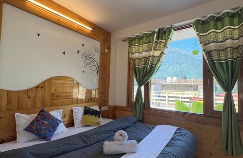 Vashist Hotel | Hilltop heaven resorts Manali