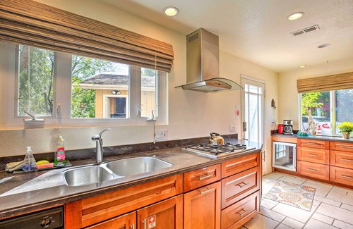 Rainbow CDP Casa | Hilltop Home in Wine Country w/ Hot Tub & Views!
