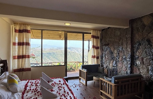 Lalibela Cabina | Hilltop Lodge - Lalibela