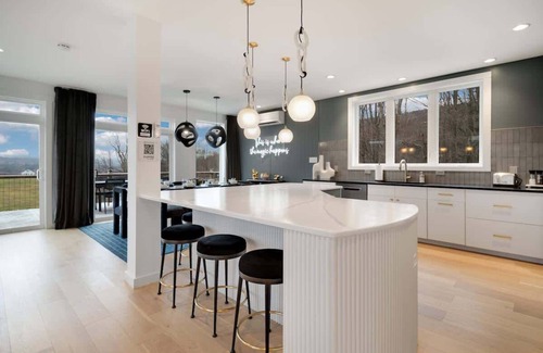 Newfield Casa | Hilltop- Luxury Home with views and a dog run