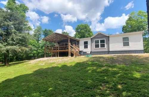 Mount Ida Casa | Hilltop Paradise: Cozy 3-bedroom house hidden in amazing Mount Ida with WiFi!