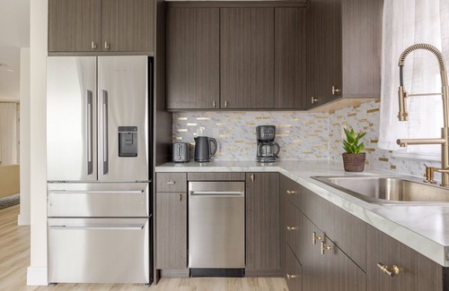 Wood-Ridge Apartamento | Hilltop Views + Fireplace + Patio + Yard - 25 min drive to NYC!