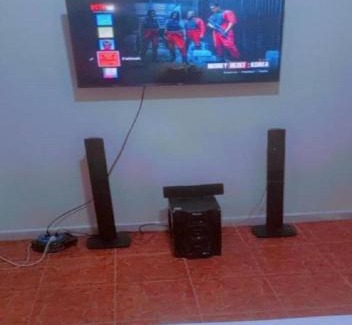 Yof Apartamento | Hilltop Villa Ouest Foire