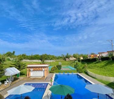 Tagbilaran Apartamento | Hillview Apt w/Pool Access - Free Wifi