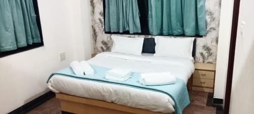 Sanwer Cabina | Hillview Residency