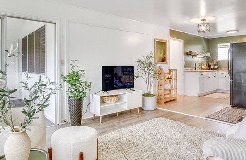 Hilo Apartamento | Hilo Apartment w/Lanai - 2 Mi to Beaches!