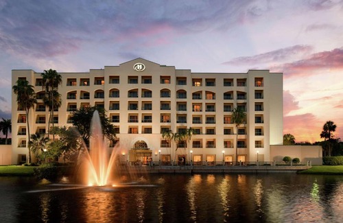 Boca Raton Hotel | Hilton Boca Raton Suites