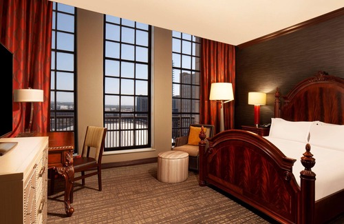 Downtown Fort Worth Hotel | Hilton Fort Worth