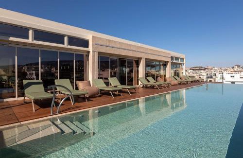 Kallithea Hotel | Hilton Garden Inn Athens Syggrou Avenue