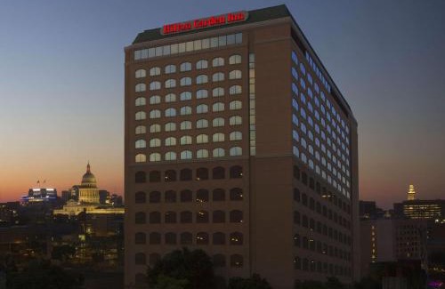 Downtown Austin Hotel | Hilton Garden Inn Austin Downtown