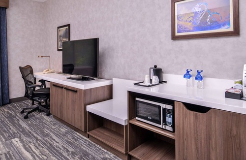 Southern Crossing Hotel | Hilton Garden Inn Bend
