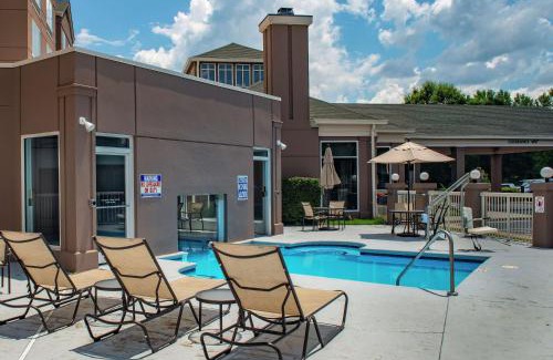 Pineville Hotel | Hilton Garden Inn Charlotte Pineville