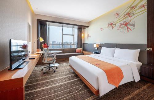 Shuangliu District Hotel | Hilton Garden Inn Chengdu Huayang