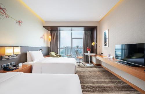 Shuangliu District Hotel | Hilton Garden Inn Chengdu Huayang