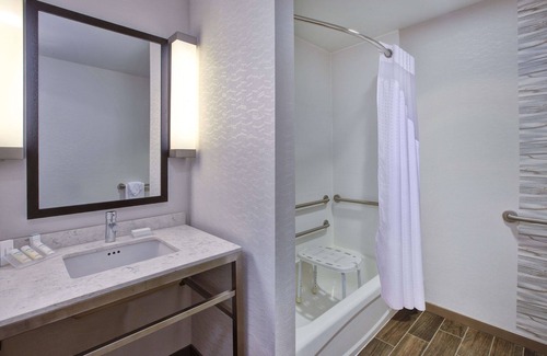 Chesterton Hotel | Hilton Garden Inn Chesterton