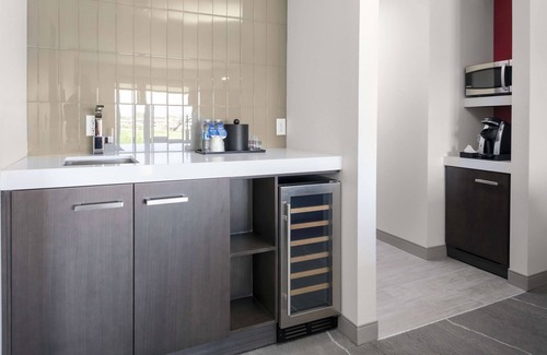 Thornton Hotel | Hilton Garden Inn Denver/Thornton