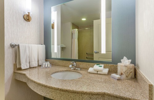 Mile Square Hotel | Hilton Garden Inn Indianapolis Downtown