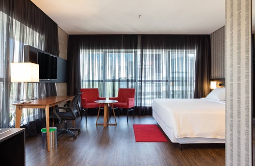 Itajai Hotel | Hilton Garden Inn Itajai Praia Brava