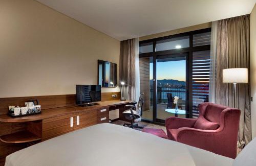 Bayraklı Hotel | Hilton Garden Inn Izmir Bayrakli