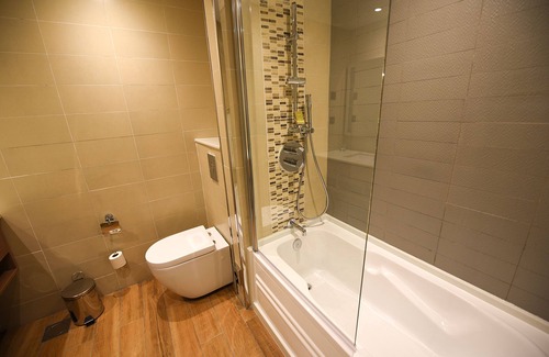 Central Kampala Hotel | Hilton Garden Inn Kampala