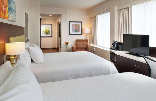 Downtown Pittsburgh Hotel | Hilton Garden Inn Pittsburgh Downtown