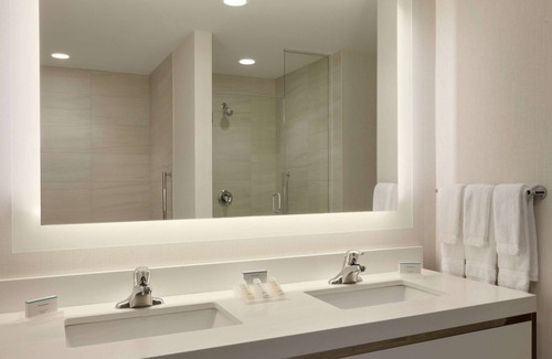 Rochester Hotel | Hilton Garden Inn Rochester/University & Medical Center
