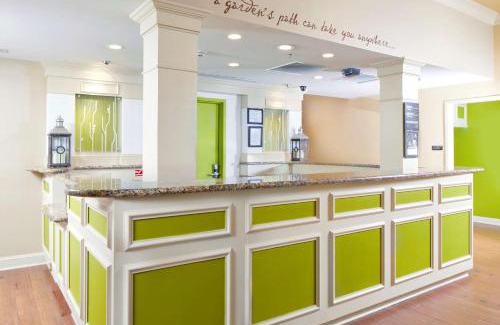 Savannah Hotel | Hilton Garden Inn Savannah Midtown
