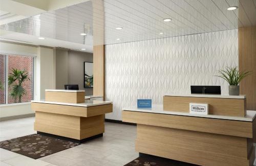 Tampa Hotel | Hilton Garden Inn Tampa East Brandon