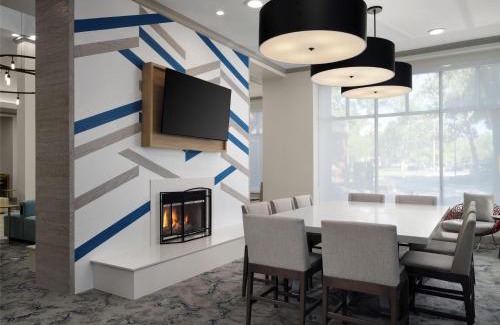 Tampa Hotel | Hilton Garden Inn Tampa East Brandon