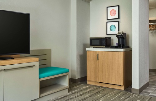 Tewksbury Hotel | Hilton Garden Inn Tewksbury Andover
