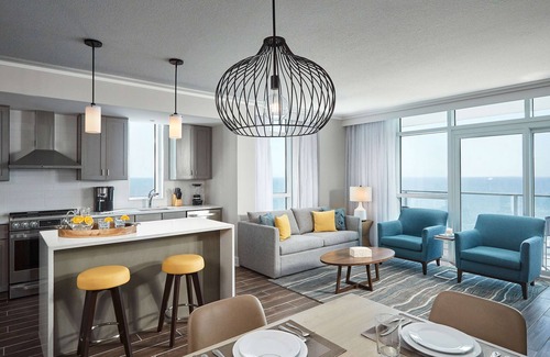 Downtown Myrtle Beach Complejo | Hilton Grand Vacations Club Ocean Enclave Myrtle Beach