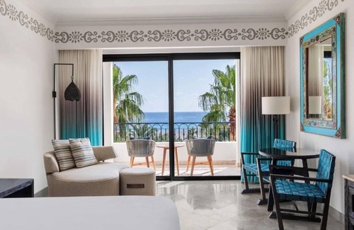 El Zacatal Hotel | Hilton Los Cabos, Deluxe King